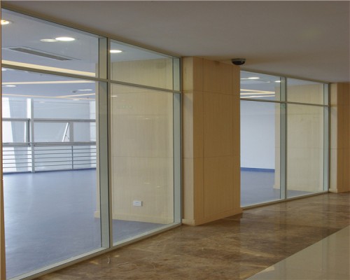 武漢辦公室玻璃隔斷—雙玻透明