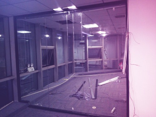 辦公室玻璃隔斷