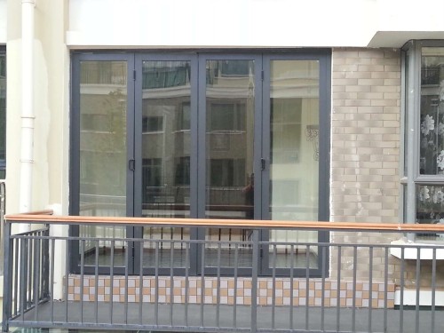 陽臺(tái)折疊門