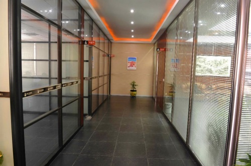 武漢辦公室玻璃隔斷