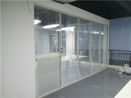 武漢辦公室玻璃隔斷安裝