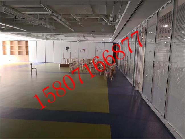 學(xué)校教室專用活動(dòng)隔斷 學(xué)校教室專用活動(dòng)隔斷